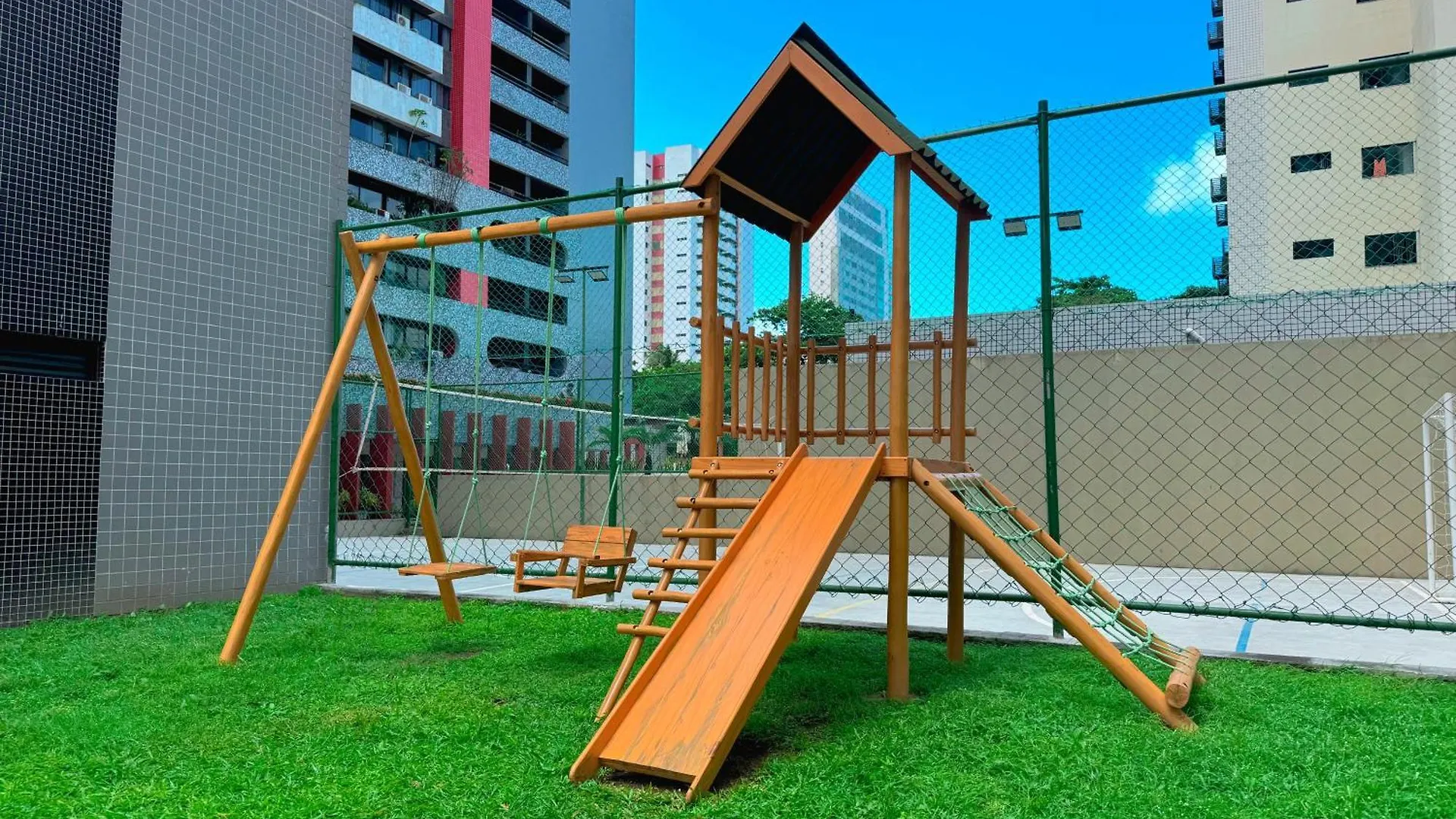 Apartamento Flat Soho Frente Na Praia De Boa Viagem Recife