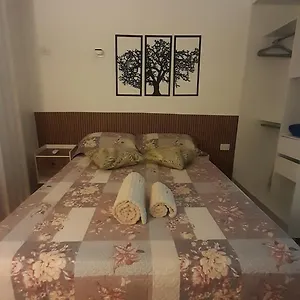 Apartamento Casa Amarela - Unidade 02, Recife
